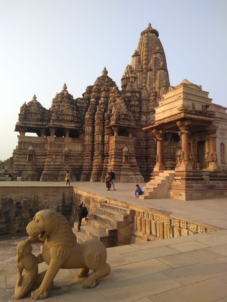 PHOTOS: खजुराहो की कलाकृतियां शिल्पकला के अद्भुत उदाहरण हैं