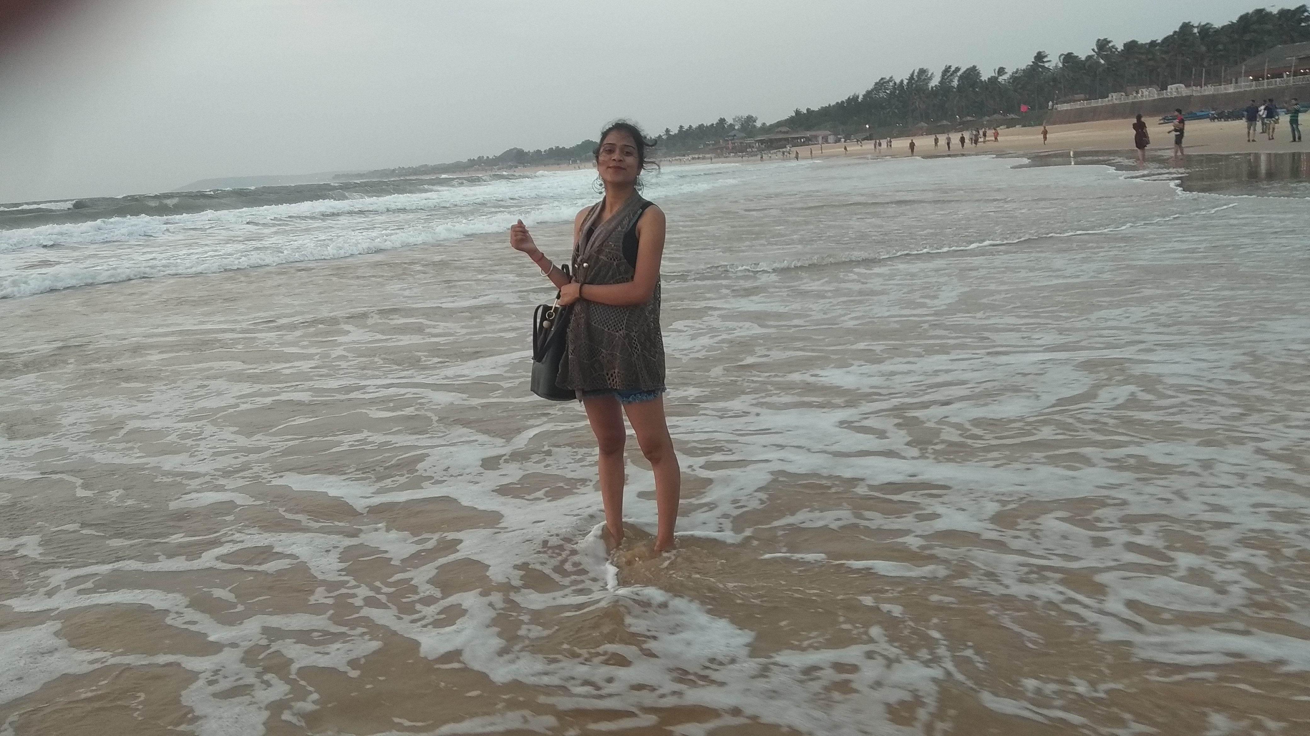 …जब समंदर की सैर पर निकली पहाड़ी लड़की GOA BEACHES BEAUTY IN GOA Goa travel places goa trip