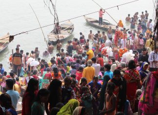 गंगा और गंडक का है यहां संगम, एक ही मंदिर में शिव और विष्णु