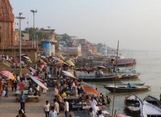 GEORGIA में मनाया जा रहा है विश्व पर्यटन दिवस, जानिए 44 साल पहले इसकी शुरुआत होने की कहानी Banaras Famous Ghat